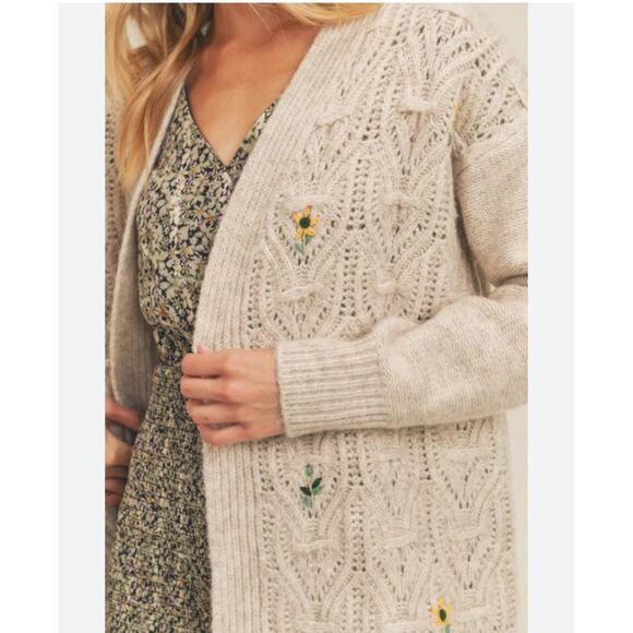 Lush Open Front Chunky Knit Sunflower Cardigan Tan Floral Embroidery‎ Size L - Picture 1 of 9